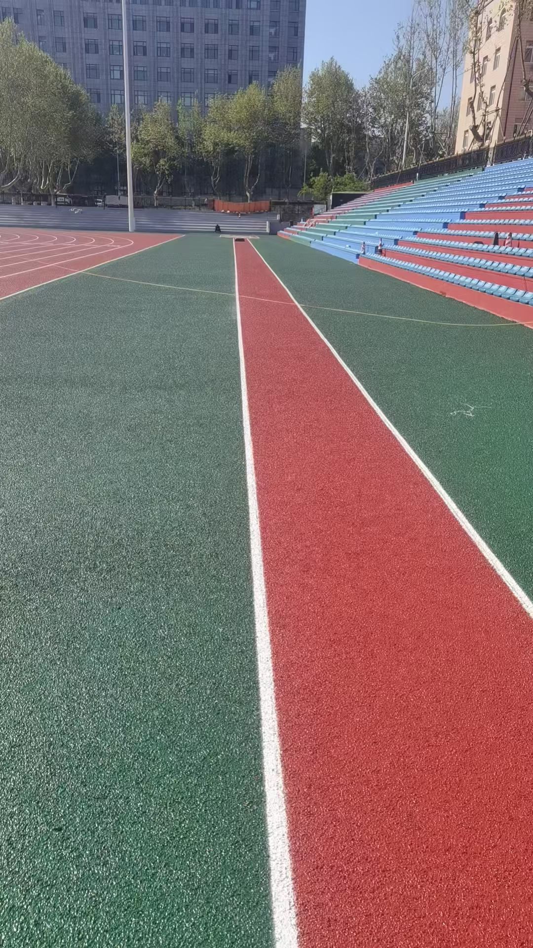 巴中市足球场人造草坪透水跑道 - 一站式服务
